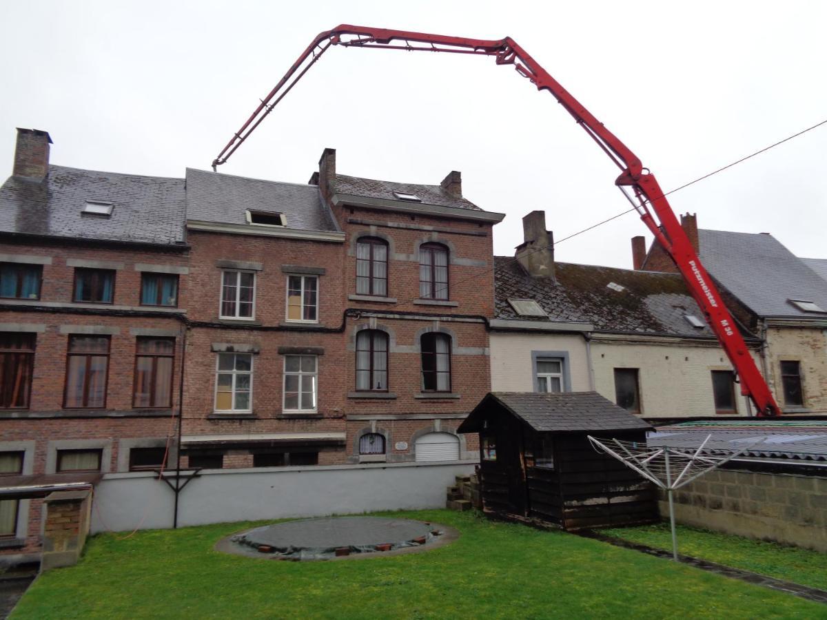 Au Pied De L'Abbaye De Leffe Hotell Dinant Eksteriør bilde